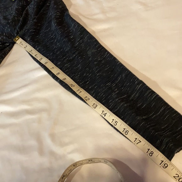 Tasc Performance women's Bamboo long sleeved Athletic Baselayer Sweatshirt Top S - Picture 12 of 15